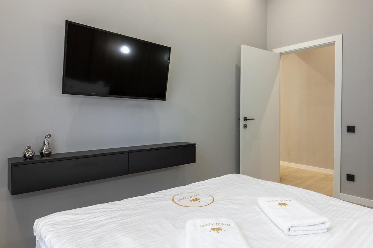 Royal Apartament On Voloshyna 2 Львів Екстер'єр фото